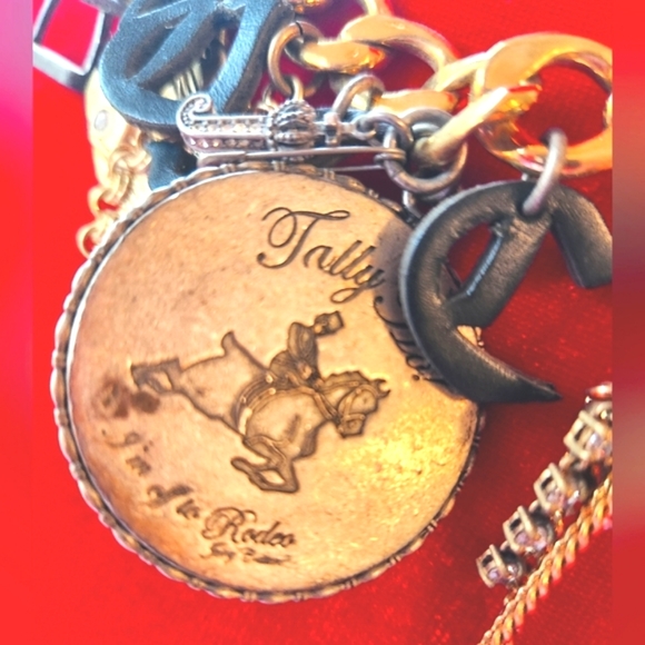 JUICY COUTURE Y2k Western Horseshoe JC Spurs Gold Chunky 16" Chain Toggle EUC LN - Picture 4 of 16